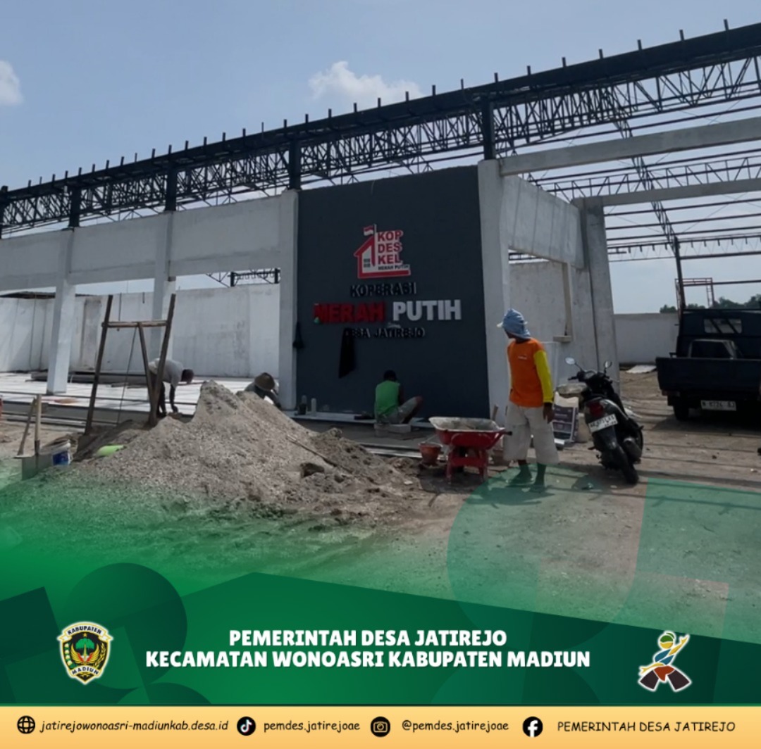 HAMPIR SELESAI, PEMBANGUNAN GEDUNG KDMP MULAI NAIK ATAP
